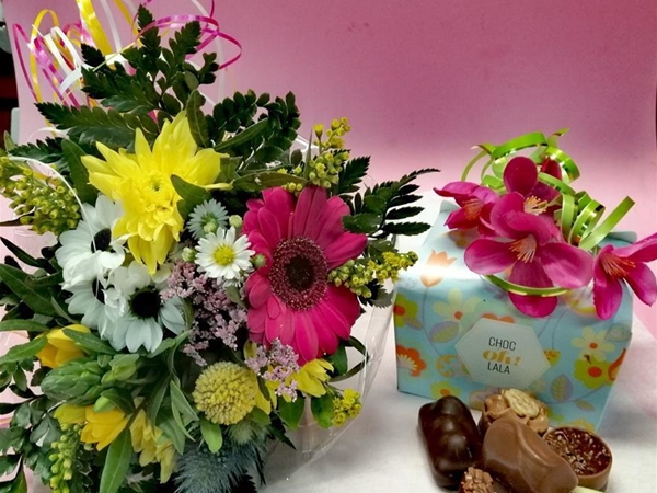 Combi pakket Bloemen & Bonbons